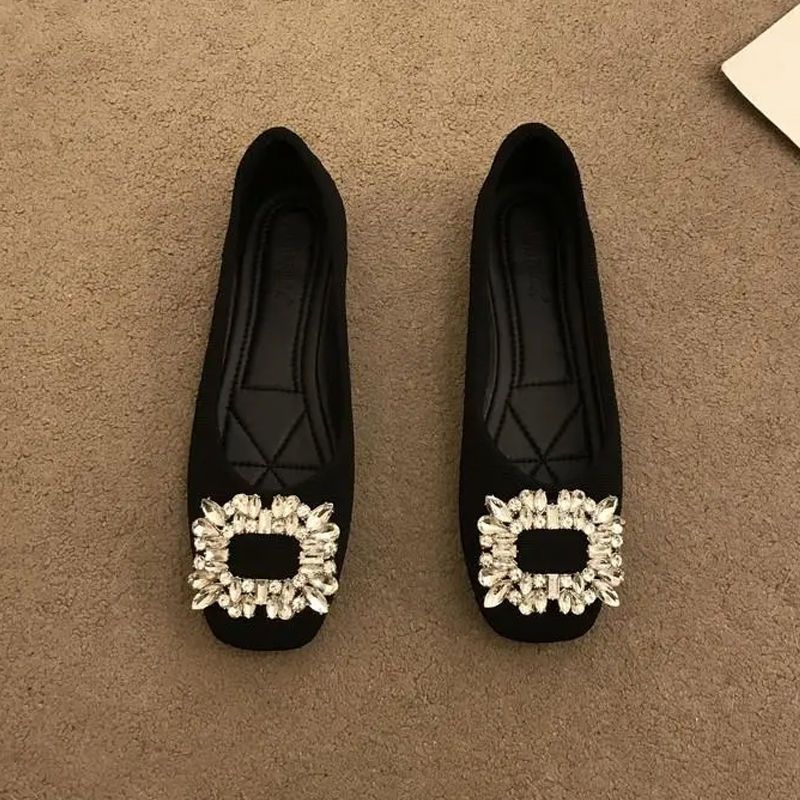 Dámske ploché loaferky s štvorcovým nosom, svrchnok z mikrovlákna, gumová podrážka, slip-on, nízky podpätok do 3 cm, vnútorná podšívka z mikrovlákna