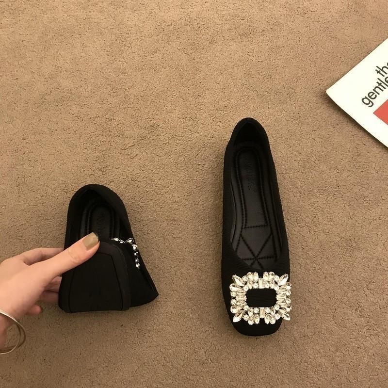 Dámske ploché loaferky s štvorcovým nosom, svrchnok z mikrovlákna, gumová podrážka, slip-on, nízky podpätok do 3 cm, vnútorná podšívka z mikrovlákna