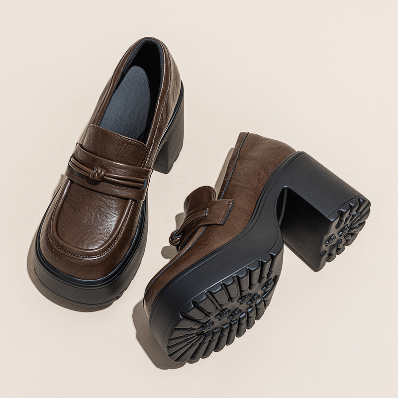 Ženske loaferice | Super visoki potpetice (>8 cm), kvadratni vrh, gornji dio od miješanih materijala, PU đon, slip-on zatvaranje, proljeće 2025