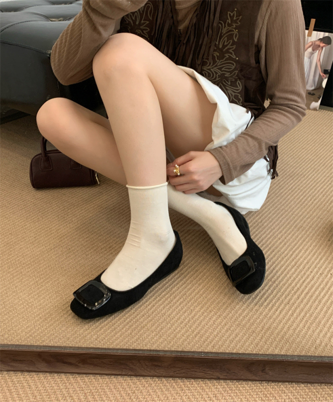 Παπούτσια Mary Jane — Στρογγυλή μύτη, Άνω μέρος συνθετικό δέρμα, Ύψος τακουνιού 3-6 εκ, Πέλμα από γνήσιο μαλλί προβάτου