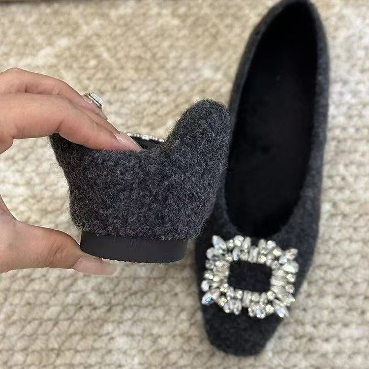 Pantofi femei din piele întoarsă cu cataramă pătrată, vârf rotund, toc 3–6 cm, căptușeală din blană artificială, talpă TPU