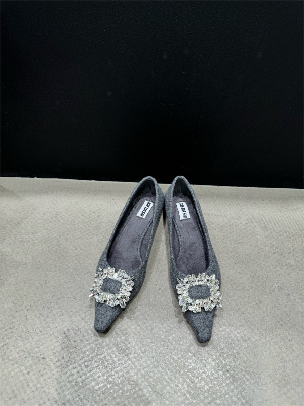 Ženske cipele s oštrim nosom i rhinestones, gornji materijal: super fiber, potplat PU, za svakodnevno nošenje