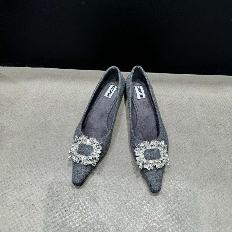 Ženske cipele s oštrim nosom i rhinestones, gornji materijal: super fiber, potplat PU, za svakodnevno nošenje