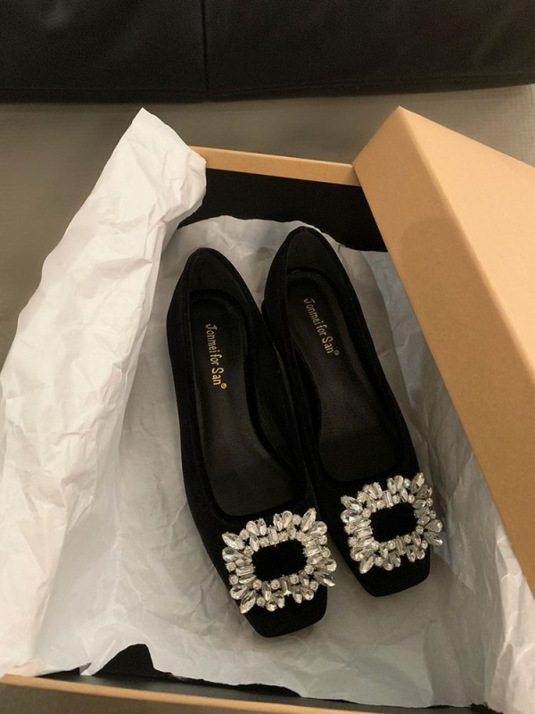 Ženske ravne loafers s rhinestones ukrasom, zaobljeni vrh, mat gornji sloj, PU ulošak, gumeni potplat.