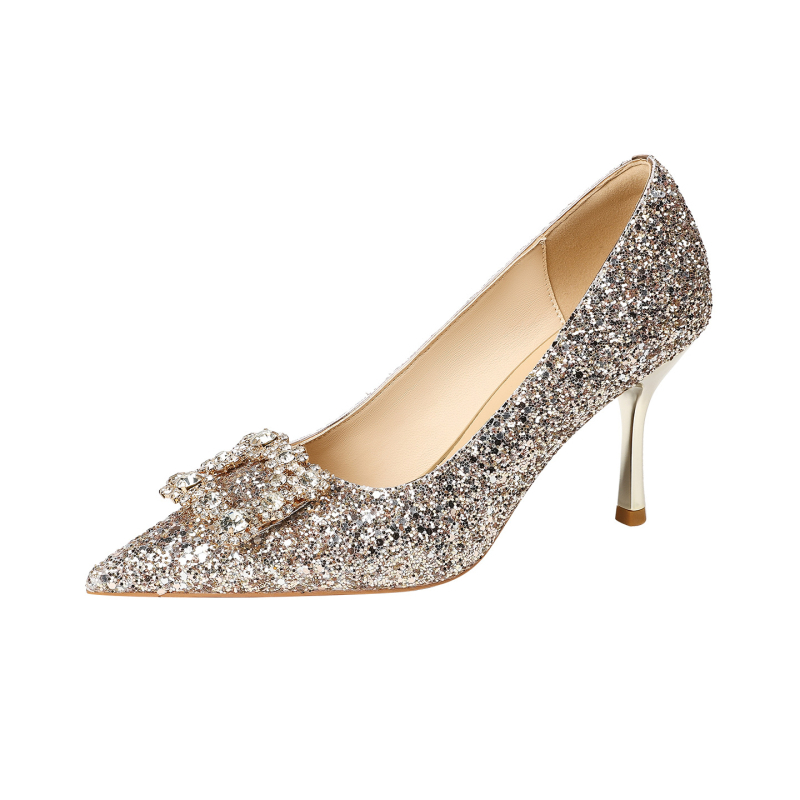 Premi vjenčane cipele, šiljatos nos, visoke pete 6-8 cm, gornji dio: Greet, unutarnji materijal: mikrovlakno, potplat: kaučuk