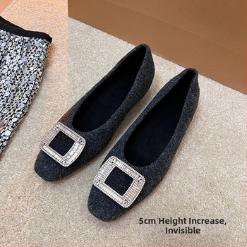 Dámske Mary Jane topánky, štvorcový nos, semišový vršok, podšívka z umelej plyše, stredná výška podpätku 3–6 cm