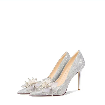 Ženske visoke potpetice: satenski gornji dio, šiljasti nos, rhinestones ukrasi, tanak pet 6–8 cm, gumeni potplat