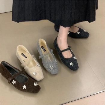 Pantofi Mary Jane pentru femei, cu înălțime internă ascunsă, din piele întoarsă, vârf pătrat, toc mic pătrat, închidere cu cataramă