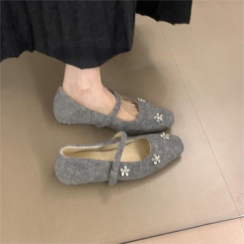 Pantofi Mary Jane pentru femei, cu înălțime internă ascunsă, din piele întoarsă, vârf pătrat, toc mic pătrat, închidere cu cataramă