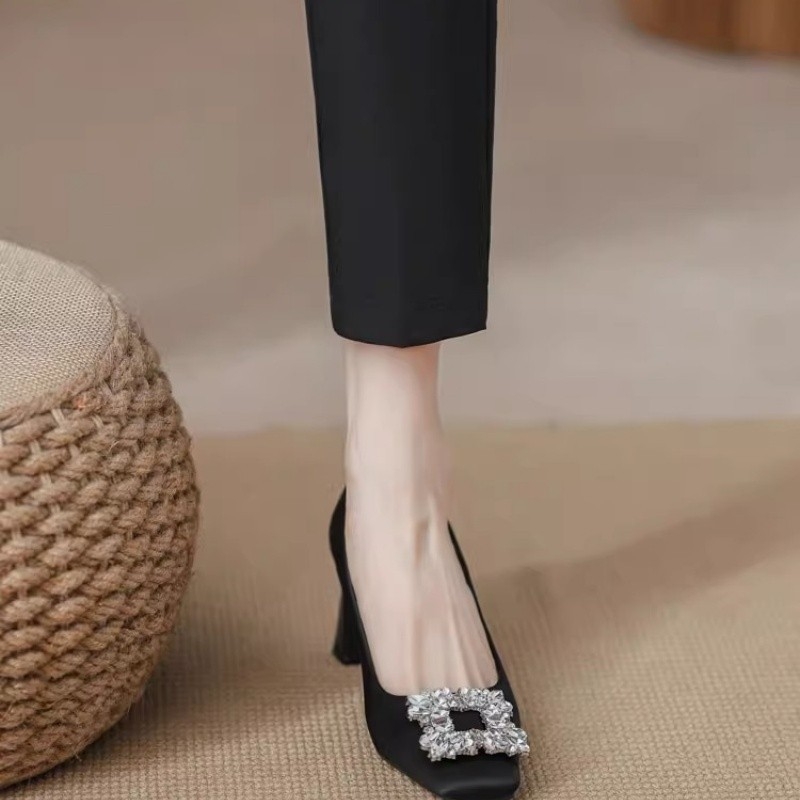 Ženske visoke pete s kvadratnim nosom, debeli potpetica 6–8 cm, slip-on, gornji materijal: super vlakno