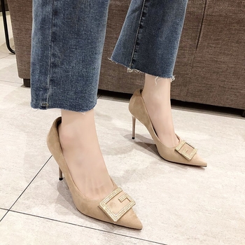 Banket cipele s rhinestones, uski vrh, tanak pet 6–8 cm, slip-on dizajn, gornji dio od tkanine