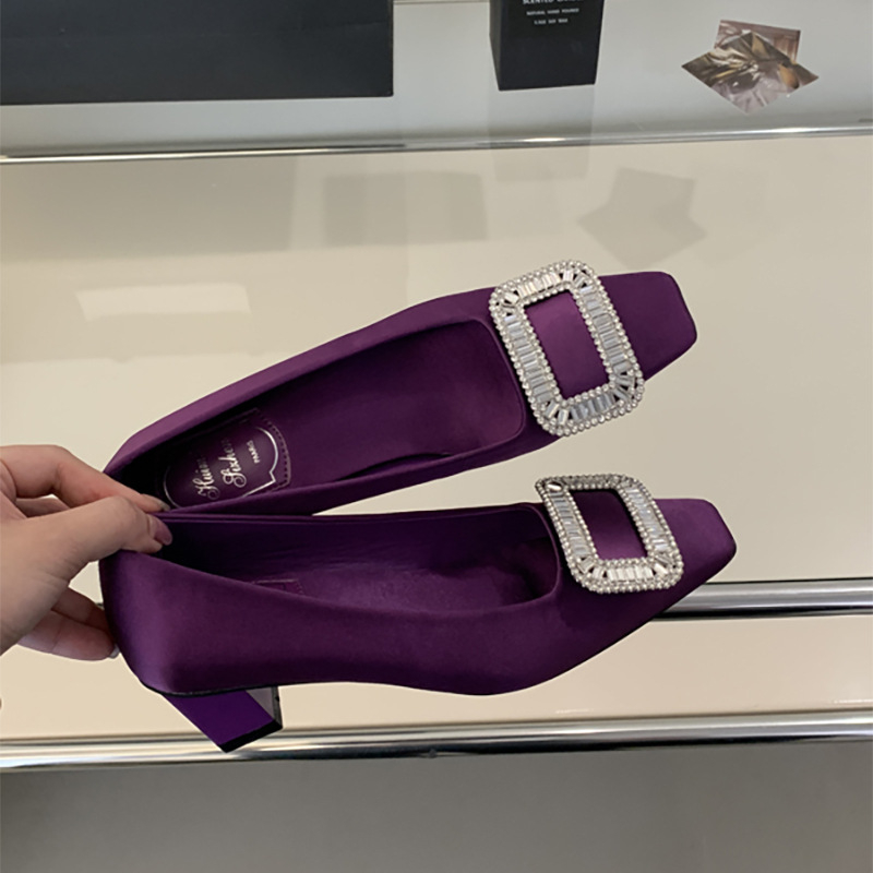 Ženske satin štikle s kvadratnim vrhom, debelim petom 3–5 cm, jednobojni dizajn