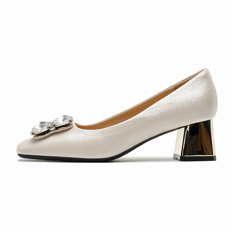 Παπούτσια με τακούνι, κορεατικού στυλ, τετράγωνη μύτη, σατέν επάνω μέρος, μεσαίο ύψος τακουνιού 3–6 εκ., σόλα από καουτσούκ, εσωτερική επένδυση από γούνα προβάτου