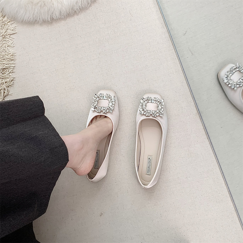 Pločaste cipele sa satenskim gornjim dijelom, četvrtasti vrh, niski pet 1–3 cm, slip-on, korejski stil, za žene
