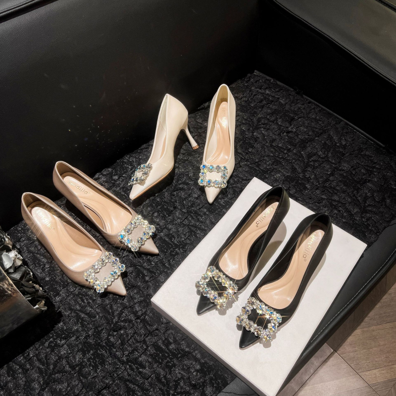 A555-2 Pantofi stiletto din satin, vârf ascuțit, 6-8 cm toc, toc în formă de pahar, slip-on