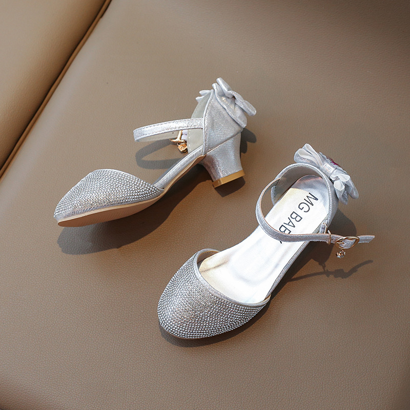 Детски обувки за момичета: PU горна част, PU стелка, гумена подметка, закопчаване с катарама