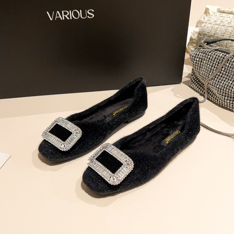 Ženske ploske cipele s rhinestones i kvadratnim vrhom, gornji dio od norkove dlake, niski potplat, gumena potplata
