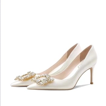 Сатенени сватбени обувки за булки и шаферки, остър нос, 6–8 cm висок ток, стил принцеса, микрофибърна подплата, гумена подметка