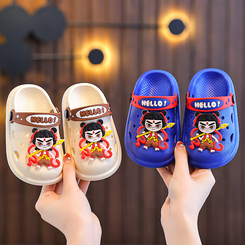 Șlapi de plajă Nezha perforați pentru copii și sugari, unisex, partea superioară din PVC, antiderapante, respirabili, stil desen animat, pentru toate sezoanele