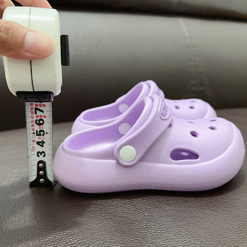 Crocs-stílusú beltéri gyerek szandálok, EVA felső, csúszásmentes talp, szag elleni védelem, uniszex, Tavasz 2025