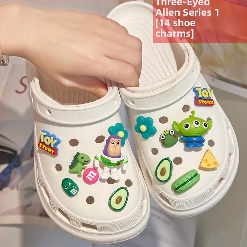 Crocs-stílusú gyerekcipő-kiegészítő levehető virágcsattal – rajzfilm-stílusú