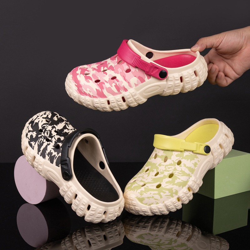 Crocs unisex din EVA pentru interior și exterior, impermeabile.