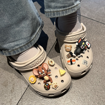 Crocs-stílusú papucsokhoz virágos készlet — rajzfilm virág dizájn, levehető; Modell: Shoe flower set; Alkalmas: szandálok, casual cipők, papucsok; Márka: Sister ye zi; Nyár.