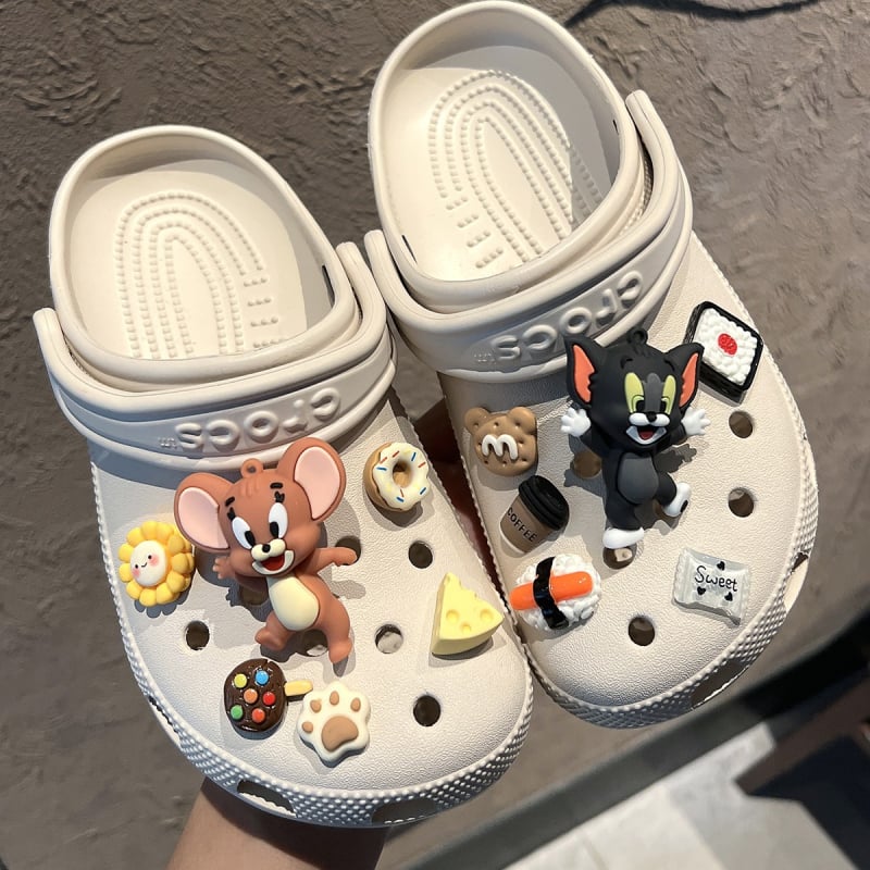 Crocs-stílusú papucsokhoz virágos készlet — rajzfilm virág dizájn, levehető; Modell: Shoe flower set; Alkalmas: szandálok, casual cipők, papucsok; Márka: Sister ye zi; Nyár.