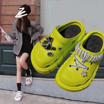 Cipőcsat dísz virágmotívummal — DIY dekoráció cipőkhöz különböző típusokhoz, tavasz