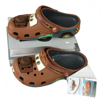 Vaikų kasdieninės šlepetės su EVA viršutine dalimi; unisex; amžiaus grupė 4–16 metų; 2025 metai; prekės kodas 003