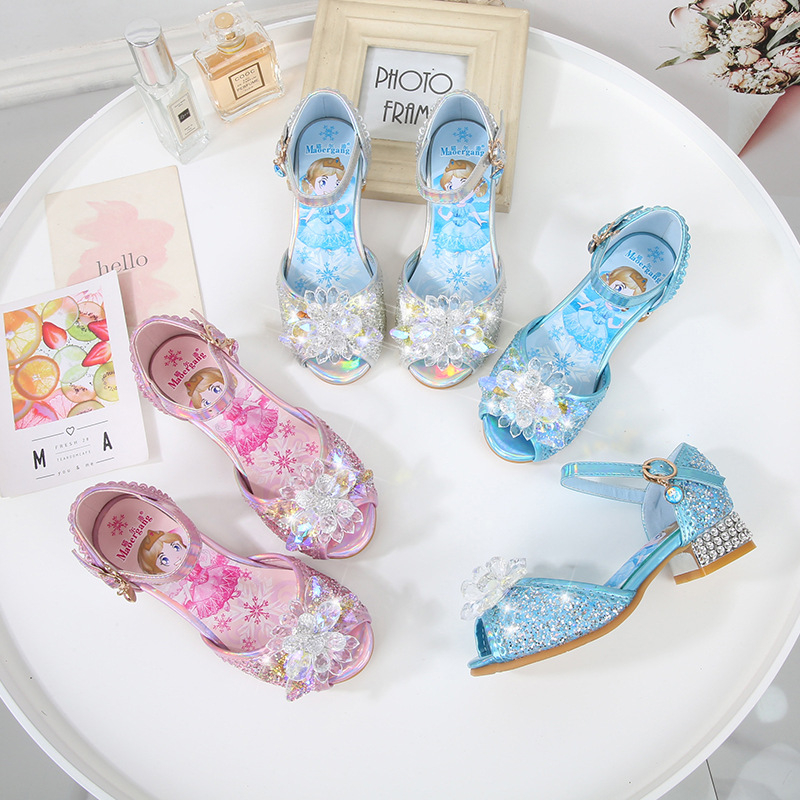 Mergaitei kristalų rhinestone sandalai su sagtimi, viršus iš dirbtinės odos, karikatūros raštas, vasaros paplūdimių bateliai 2024