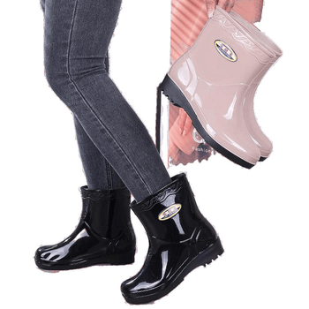 Ženske čizme za kišu srednje visine – debela potplata, gornji dio: PVC s telećom tetivom, vodootporne gume, bez brenda, izdanje 2025