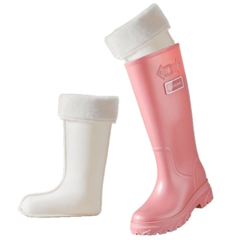 Uniszex PVC esőcsizma magas szárú, vastag bélésű, középmagas sarok 3–5 cm