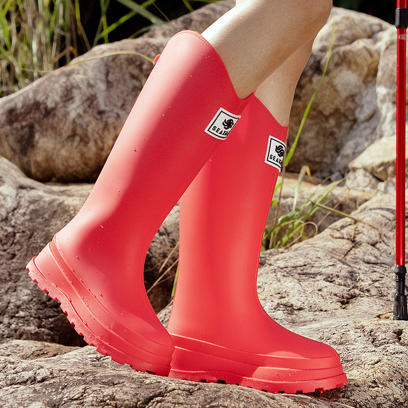 Ženske čizme za kišu, visok tubus, PVC gornji dio, sladko akademski stil, niski pet 1–3 cm
