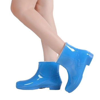 Ženske vodootporne čizme za kišu – fleece podstava, kratka visina, niski pet 1–3 cm, plastični gornji dio