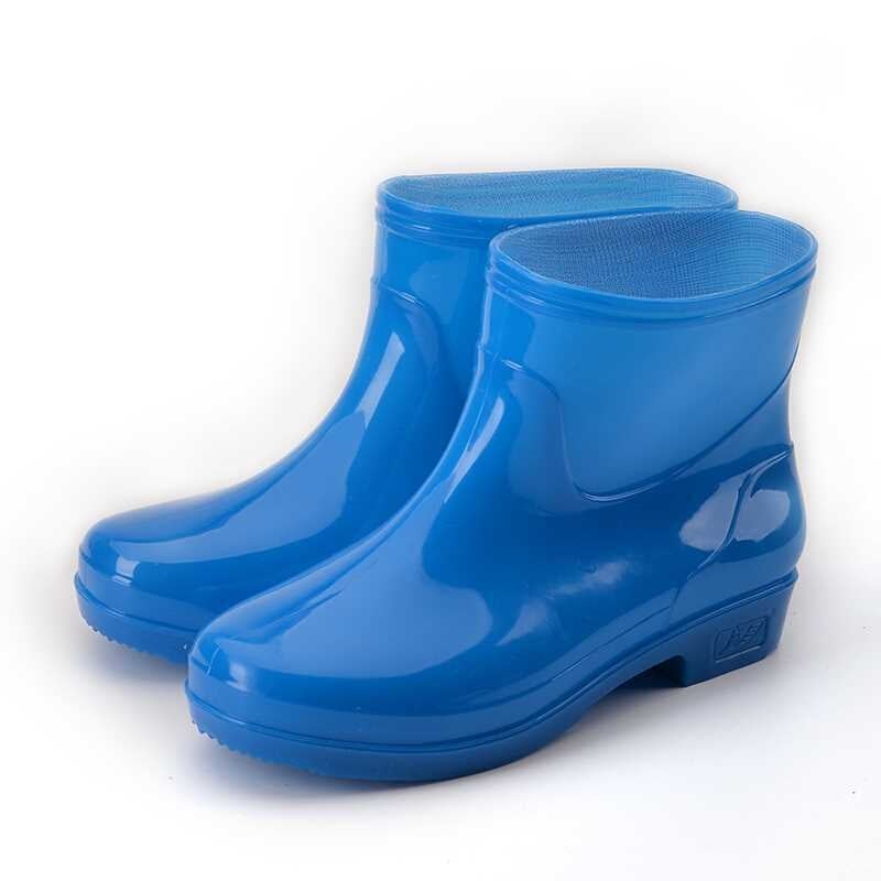 Ženske vodootporne čizme za kišu – fleece podstava, kratka visina, niski pet 1–3 cm, plastični gornji dio