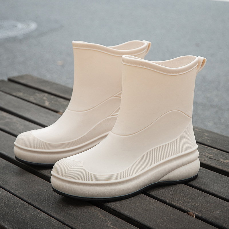 Ženske čizme za kišu vodonepropusne, protuklizne, srednje visine, PVC gornji dio, niski pet 1–3 cm (vodonepropusne; protuklizne; srednje visine; PVC gornji dio; niski pet 1–3 cm)