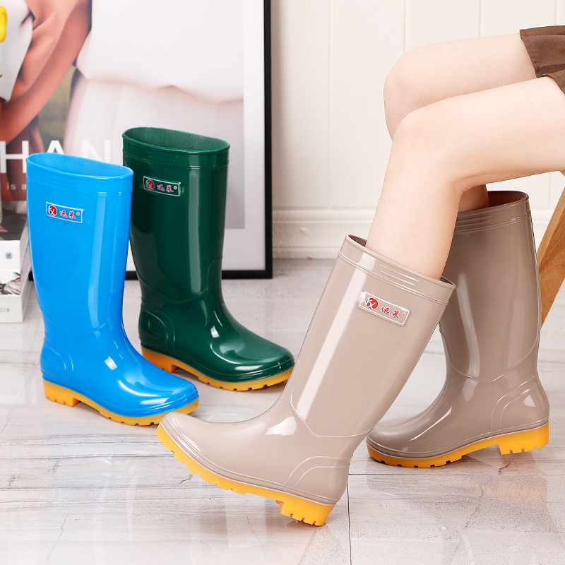 Ženske visoke kišne čizme s protukliznom potplatom, PVC gornji dio, visok vrat, niski pet 1-3 cm, jednobojne