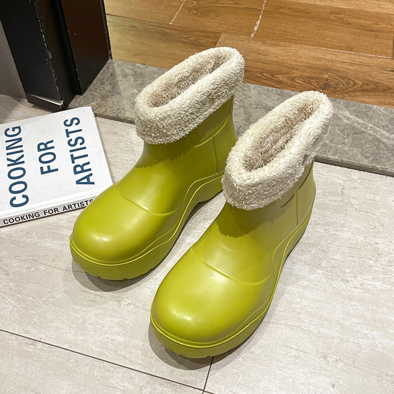 Női esőcsizma, vízálló, könnyű, PVC felsőrész, középtalpú sarok 3–5 cm, egyszínű, rövid cső dizájn