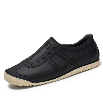 Női vízálló esőcipő alacsony felsőrésszel, PVC felső rész, vastag talp, lapos sarok, minden évszakra