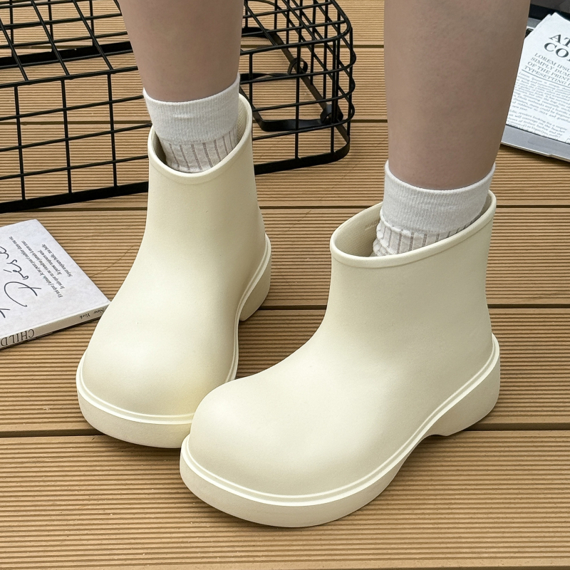 Pernoto női EVA esőcsizma – alacsony szárú, 3–5 cm sarkú, vízálló, minden évszakra