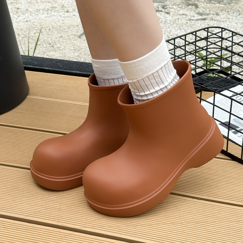 Pernoto női EVA esőcsizma – alacsony szárú, 3–5 cm sarkú, vízálló, minden évszakra