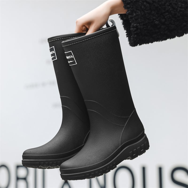 Női esőcsizmák PVC felsőrésszel, középmagas cső, alacsony sarok 1–3 cm, egybeöntéses formázás