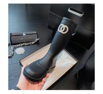 Cizme de ploaie din PVC pentru femei, înălțime înaltă a șinei, toc mic 1–3 cm, potrivite pentru toamnă și iarnă