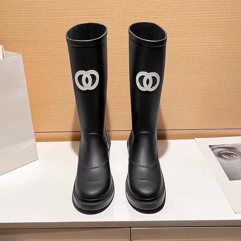Cizme de ploaie din PVC pentru femei, înălțime înaltă a șinei, toc mic 1–3 cm, potrivite pentru toamnă și iarnă