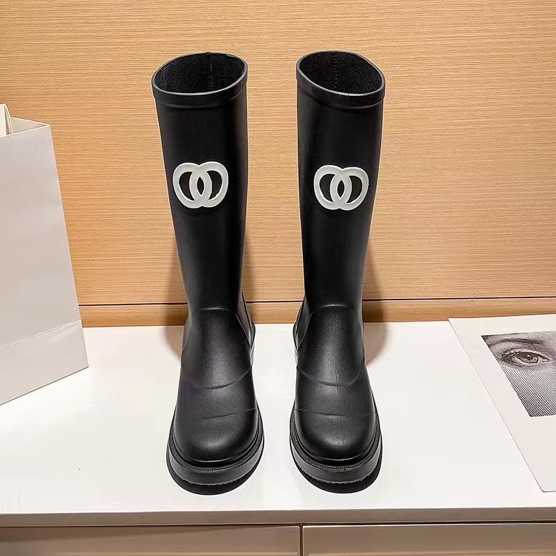 Cizme de ploaie din PVC pentru femei, înălțime înaltă a șinei, toc mic 1–3 cm, potrivite pentru toamnă și iarnă