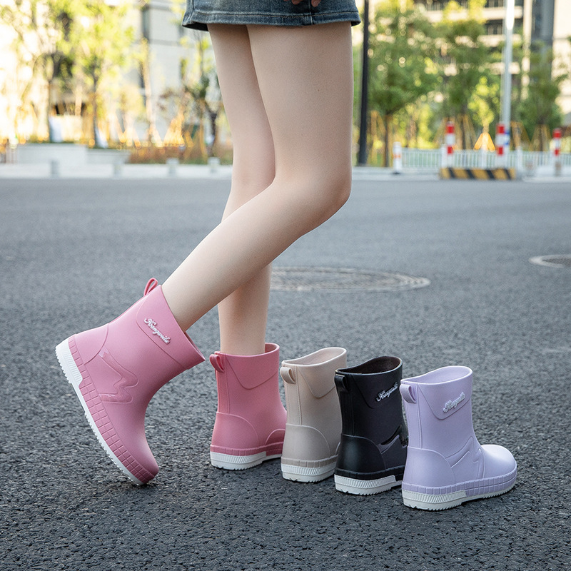 Дамски гумени ботуши за дъжд, подплатени флийсом, водоустойчиви, нисък маншет, антисклизяща подметка, горна част от пластмаса