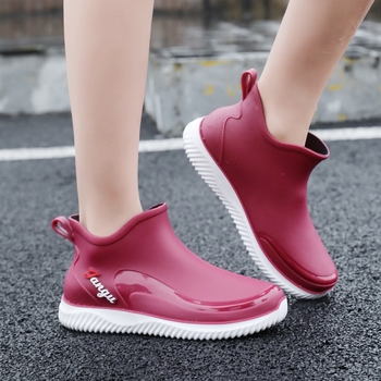 Kišne čizme, unisex, PVC gornji dio, niski dio čizme, ravni potpetica, četiri sezone, moderne formalno obuće