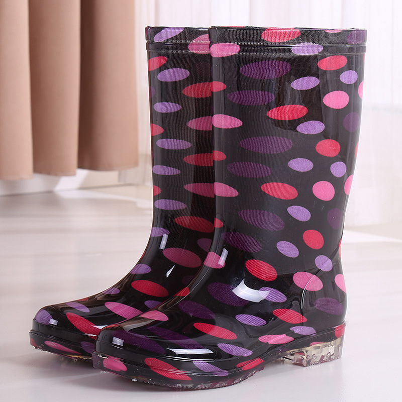 Ženske vodootporne čizme za kišu, do sredine lista, PVC gornji dio, slip-on, niski potpetica 1–3 cm, dizajn usklađenih boja