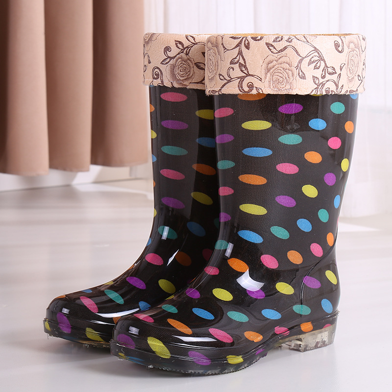 Ženske vodootporne čizme za kišu, do sredine lista, PVC gornji dio, slip-on, niski potpetica 1–3 cm, dizajn usklađenih boja